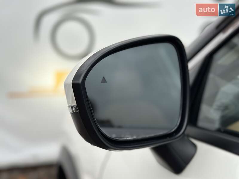 Внедорожник / Кроссовер Nissan Rogue 2022 в Киеве