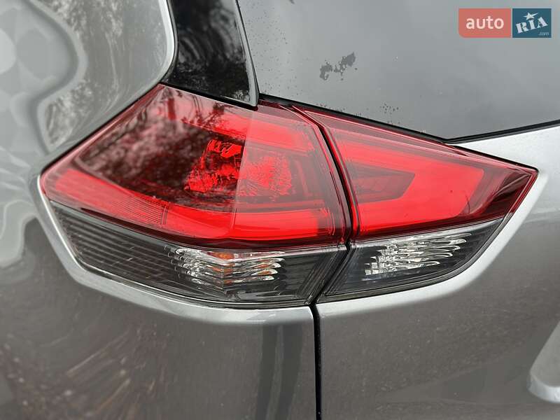 Внедорожник / Кроссовер Nissan Rogue 2019 в Киеве