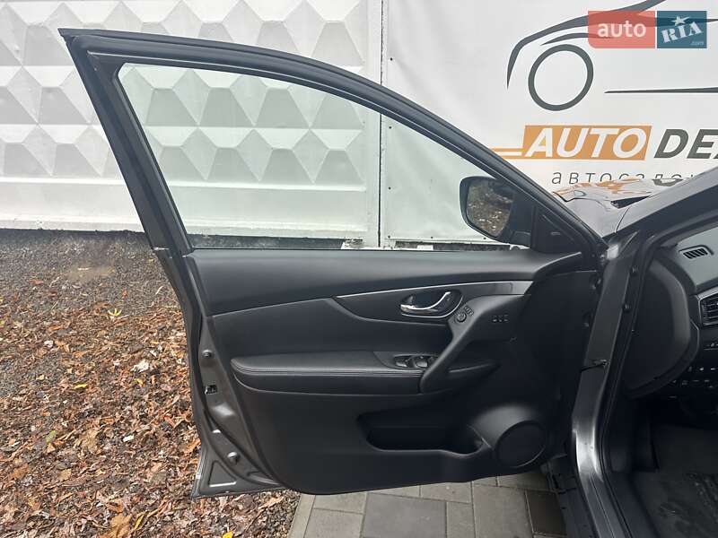 Внедорожник / Кроссовер Nissan Rogue 2019 в Киеве