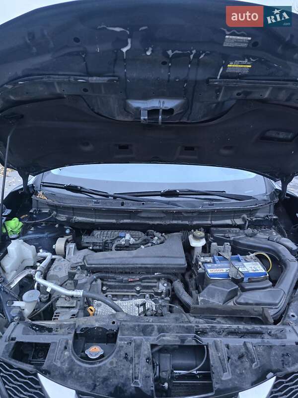 Внедорожник / Кроссовер Nissan Rogue 2015 в Кременчуге