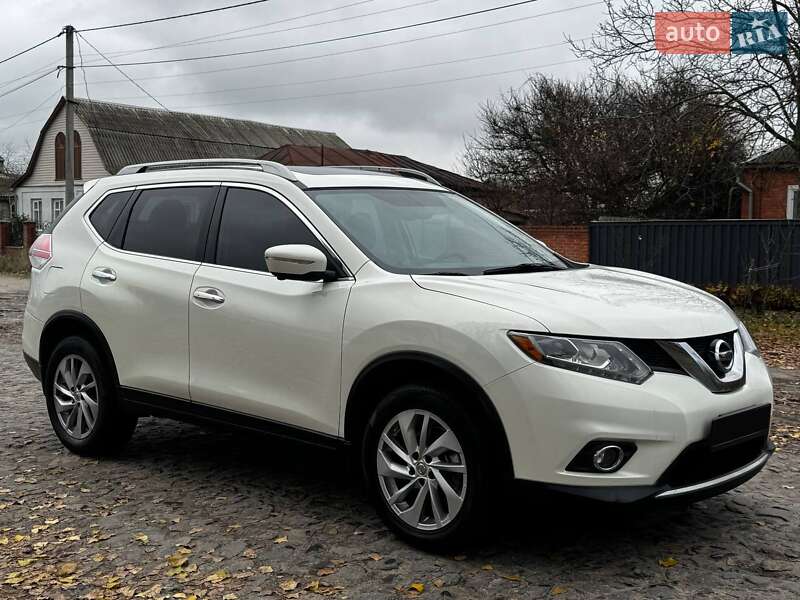 Внедорожник / Кроссовер Nissan Rogue 2015 в Ахтырке
