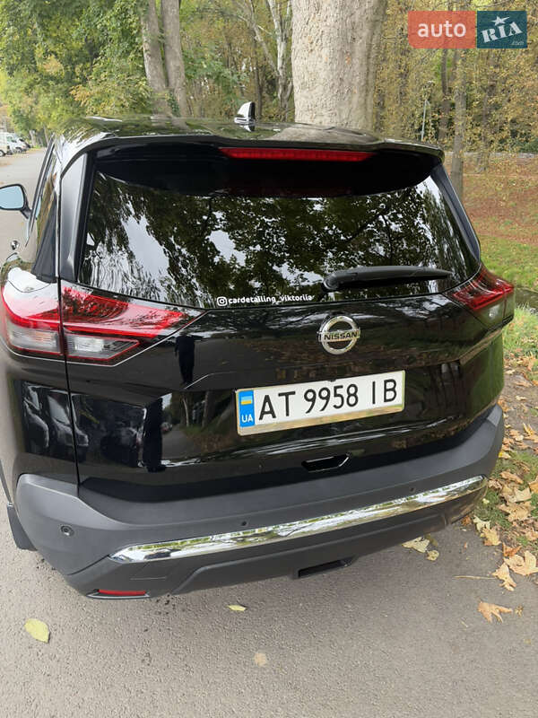 Внедорожник / Кроссовер Nissan Rogue 2021 в Львове