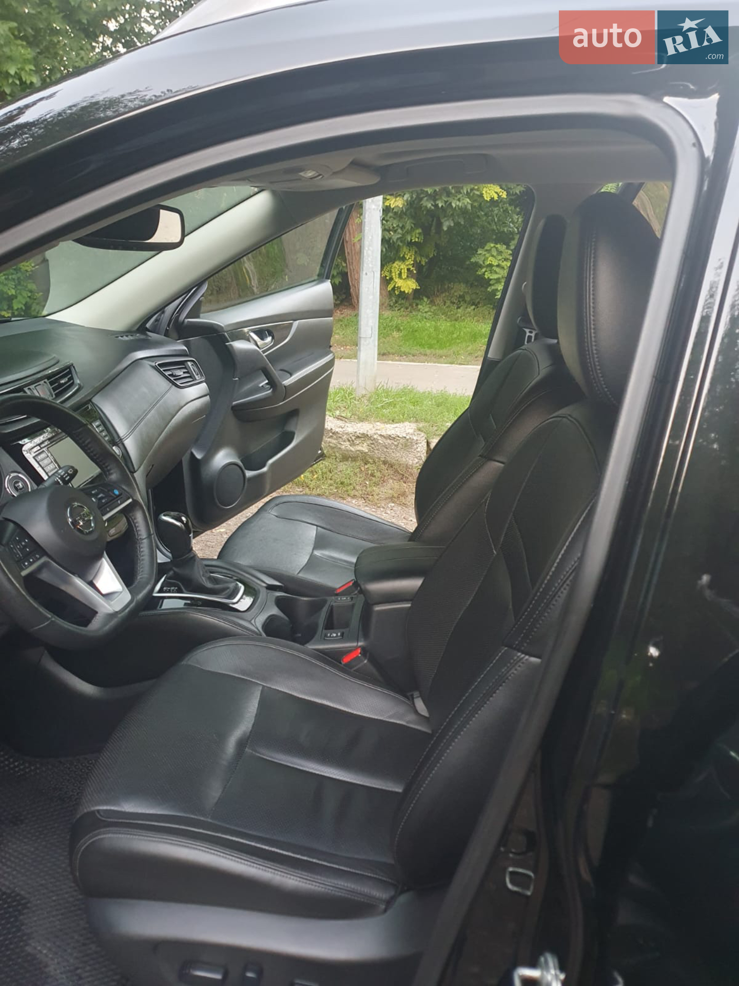 2019 Nissan Rogue - мініатюра 12