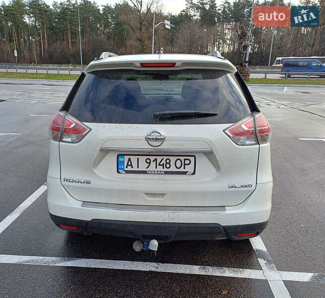 Внедорожник / Кроссовер Nissan Rogue 2016 в Киеве