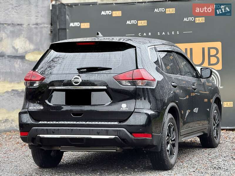 Внедорожник / Кроссовер Nissan Rogue 2018 в Харькове