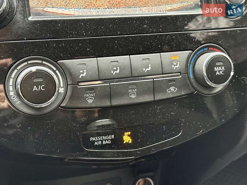 Внедорожник / Кроссовер Nissan Rogue 2018 в Харькове