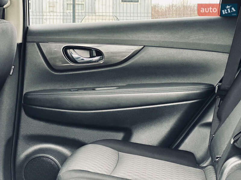 Позашляховик / Кросовер Nissan Rogue 2019 в Кременчуці