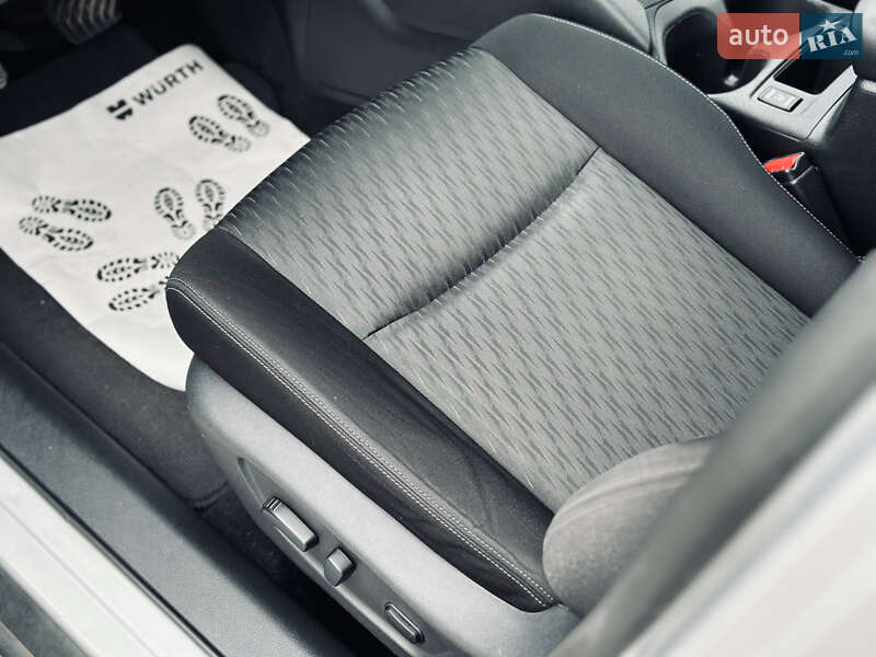 Позашляховик / Кросовер Nissan Rogue 2019 в Кременчуці