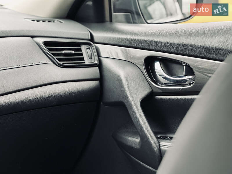 Позашляховик / Кросовер Nissan Rogue 2019 в Кременчуці