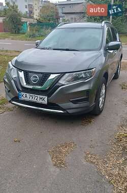 Позашляховик / Кросовер Nissan Rogue 2017 в Черкасах