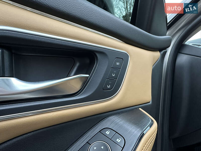 Внедорожник / Кроссовер Nissan Rogue 2021 в Львове