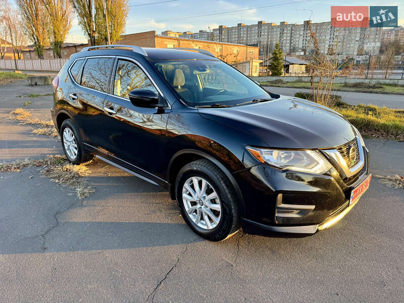 Внедорожник / Кроссовер Nissan Rogue 2018 в Ровно фото 7 Внедорожник / Кроссовер Nissan Rogue 2018 в Ровно