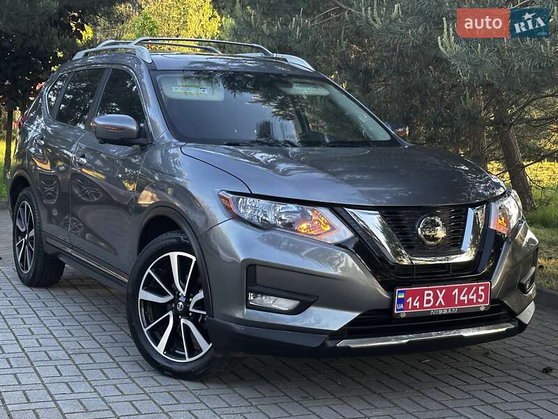 Внедорожник / Кроссовер Nissan Rogue 2019 в Дрогобыче