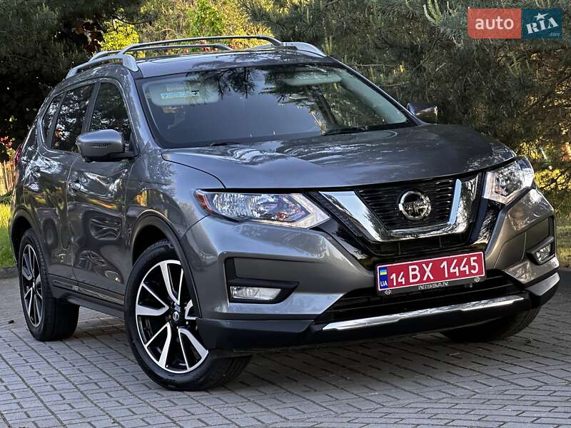 Внедорожник / Кроссовер Nissan Rogue 2019 в Дрогобыче