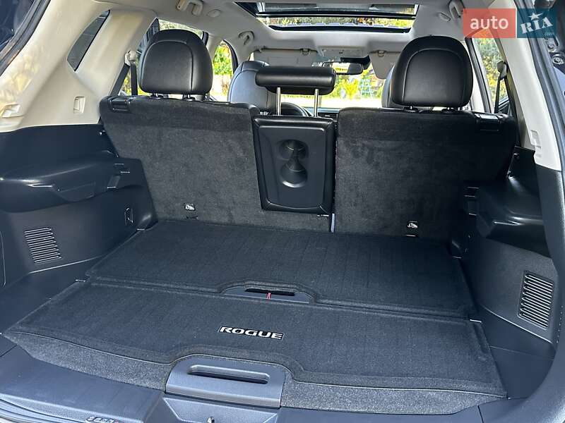 Внедорожник / Кроссовер Nissan Rogue 2019 в Дрогобыче