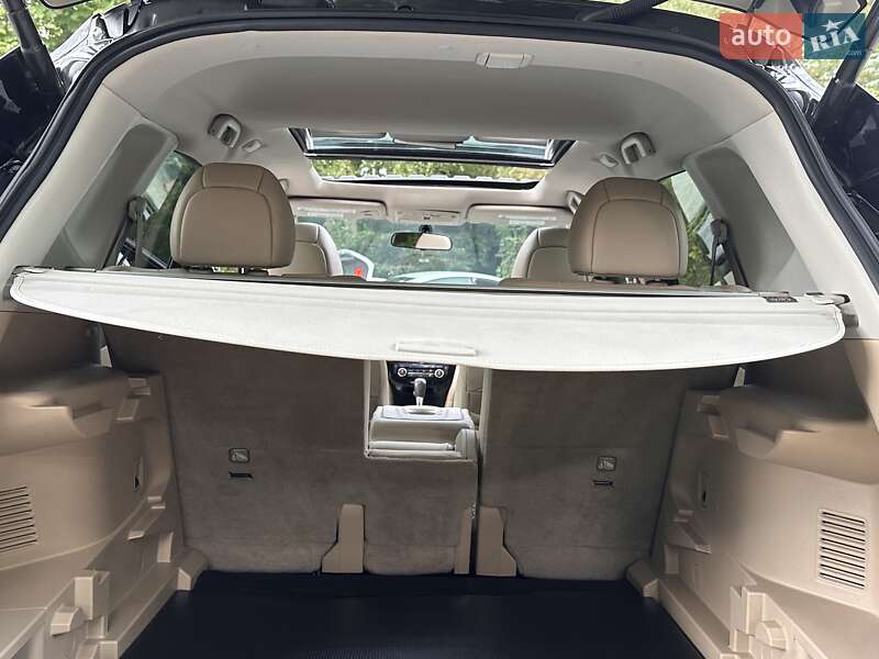 Внедорожник / Кроссовер Nissan Rogue 2015 в Дрогобыче