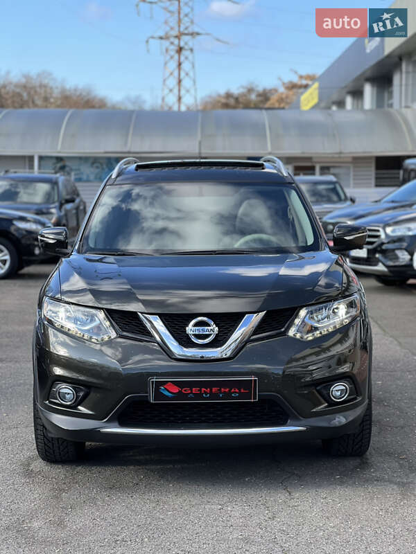 Позашляховик / Кросовер Nissan Rogue 2014 в Одесі
