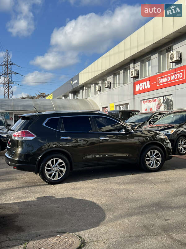 Позашляховик / Кросовер Nissan Rogue 2014 в Одесі