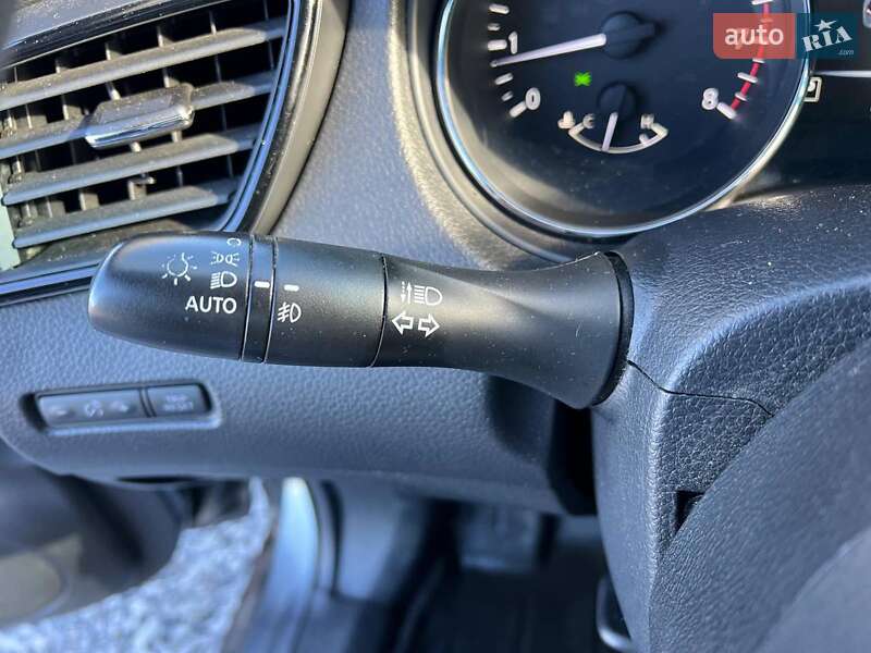 Внедорожник / Кроссовер Nissan Rogue 2016 в Львове фото 26 Внедорожник / Кроссовер Nissan Rogue 2016 в Львове