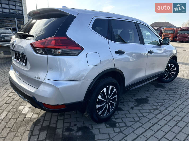 Позашляховик / Кросовер Nissan Rogue 2017 в Львові фото 2 Позашляховик / Кросовер Nissan Rogue 2017 в Львові