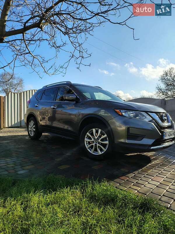 Внедорожник / Кроссовер Nissan Rogue 2016 в Полтаве фото 2 Внедорожник / Кроссовер Nissan Rogue 2016 в Полтаве