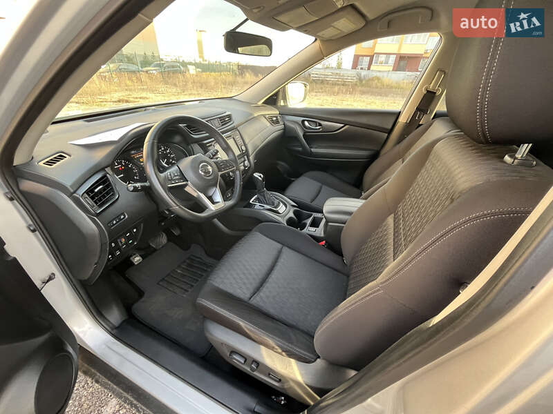 Внедорожник / Кроссовер Nissan Rogue 2018 в Киеве