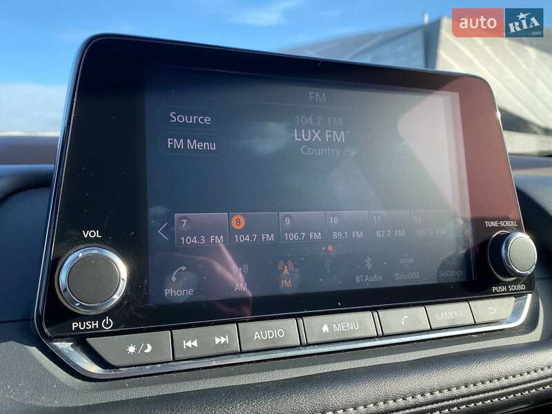 Внедорожник / Кроссовер Nissan Rogue 2021 в Львове