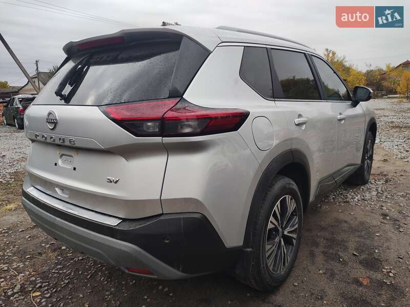 Внедорожник / Кроссовер Nissan Rogue 2023 в Полтаве