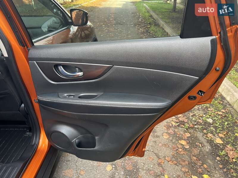 Внедорожник / Кроссовер Nissan Rogue 2018 в Днепре