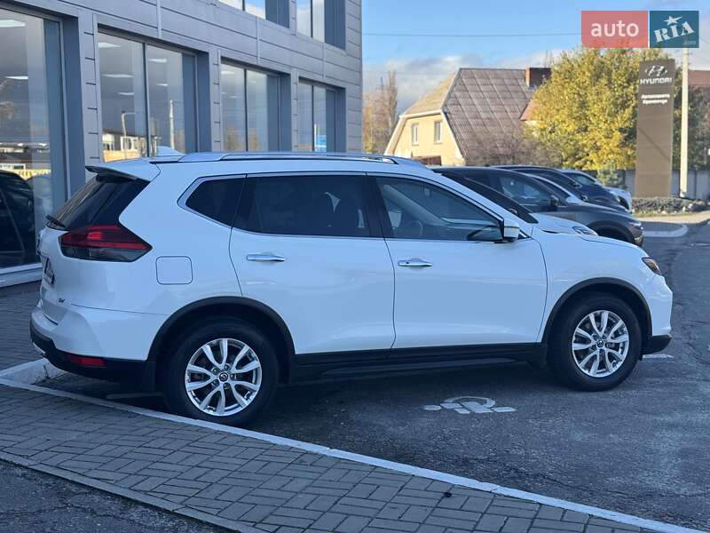 Внедорожник / Кроссовер Nissan Rogue 2017 в Кременчуге фото 4 Внедорожник / Кроссовер Nissan Rogue 2017 в Кременчуге