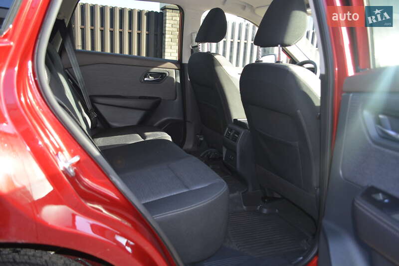 Внедорожник / Кроссовер Nissan Rogue 2021 в Киеве