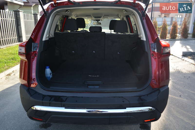 Внедорожник / Кроссовер Nissan Rogue 2021 в Киеве