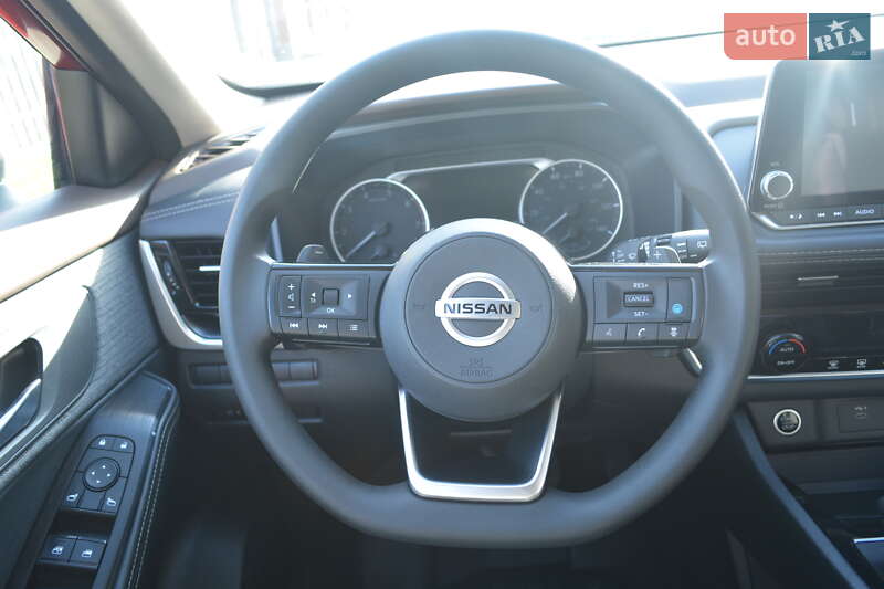 Внедорожник / Кроссовер Nissan Rogue 2021 в Киеве