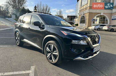 Позашляховик / Кросовер Nissan Rogue 2021 в Одесі
