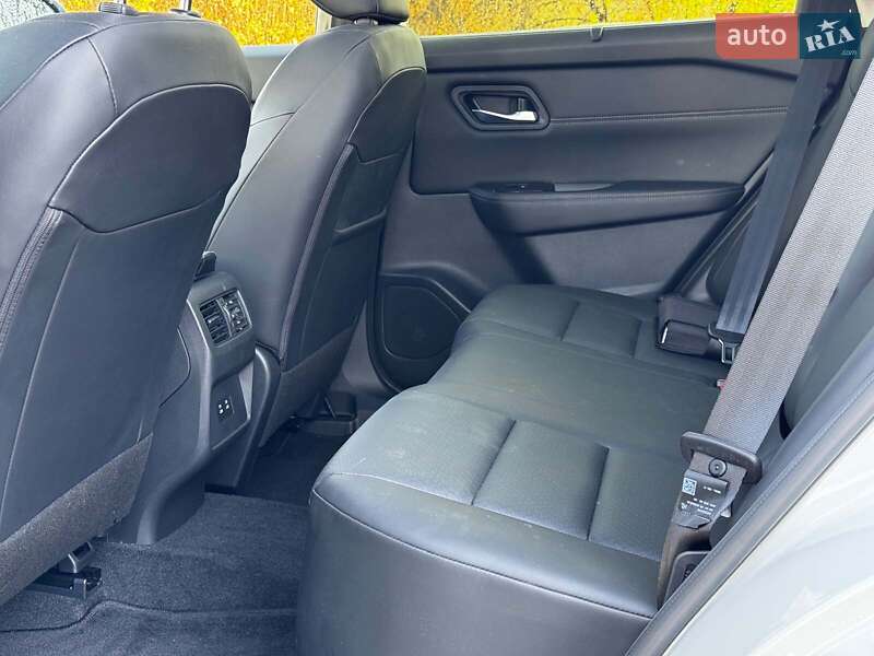 Внедорожник / Кроссовер Nissan Rogue 2023 в Киеве фото 25 Внедорожник / Кроссовер Nissan Rogue 2023 в Киеве