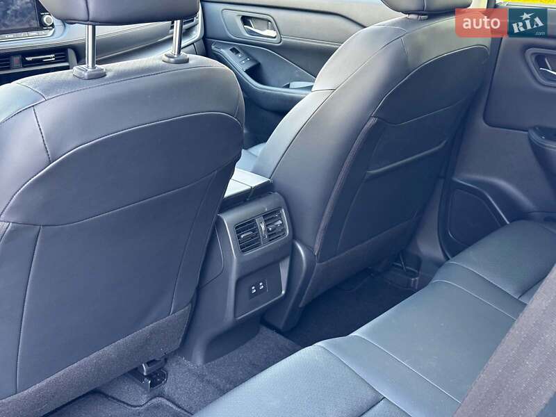 Внедорожник / Кроссовер Nissan Rogue 2023 в Киеве фото 28 Внедорожник / Кроссовер Nissan Rogue 2023 в Киеве