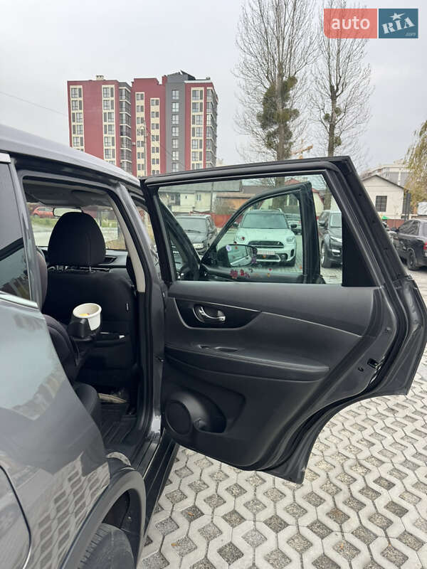 Внедорожник / Кроссовер Nissan Rogue 2017 в Львове фото 9 Внедорожник / Кроссовер Nissan Rogue 2017 в Львове