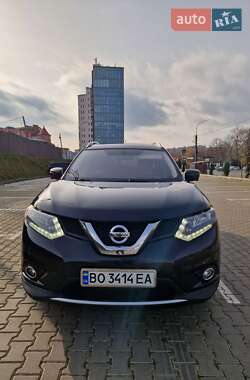 Позашляховик / Кросовер Nissan Rogue 2016 в Тернополі