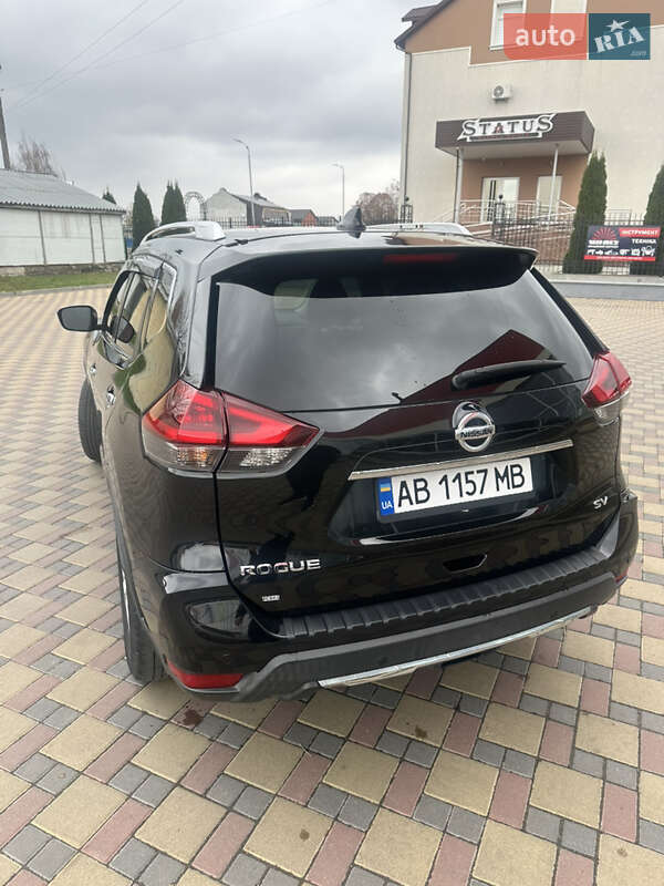 Внедорожник / Кроссовер Nissan Rogue 2020 в Гайсине