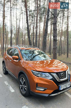 Позашляховик / Кросовер Nissan Rogue 2017 в Полтаві