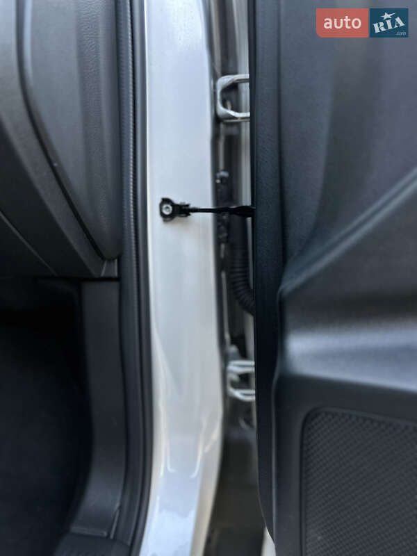 Внедорожник / Кроссовер Nissan Rogue 2023 в Раздельной фото 69 Внедорожник / Кроссовер Nissan Rogue 2023 в Раздельной