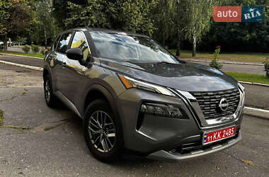 Позашляховик / Кросовер Nissan Rogue 2023 в Лубнах