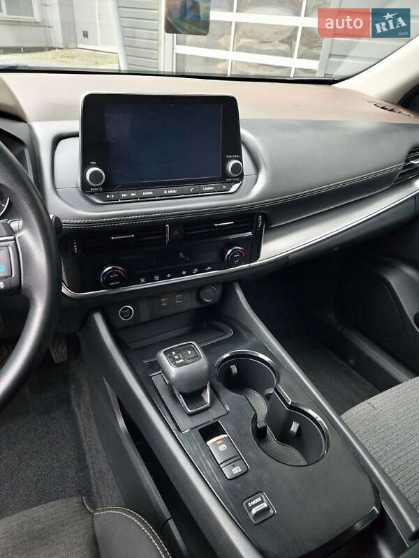 Внедорожник / Кроссовер Nissan Rogue 2022 в Каменском