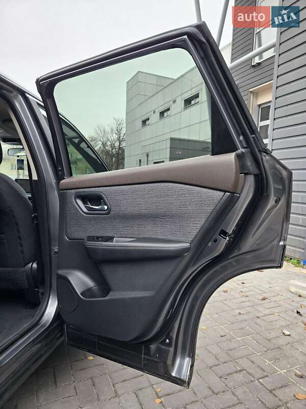 Внедорожник / Кроссовер Nissan Rogue 2022 в Каменском