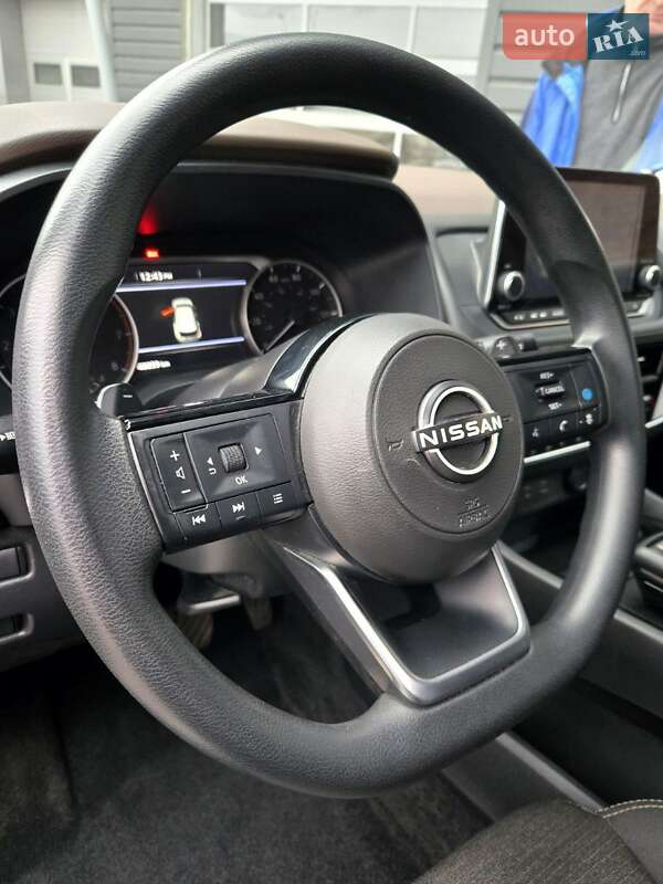 Внедорожник / Кроссовер Nissan Rogue 2022 в Каменском