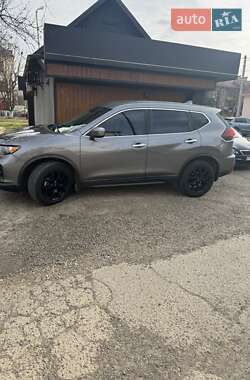 Позашляховик / Кросовер Nissan Rogue 2018 в Долині