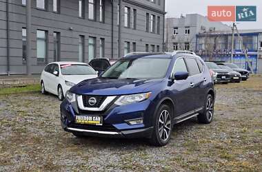 Позашляховик / Кросовер Nissan Rogue 2018 в Львові