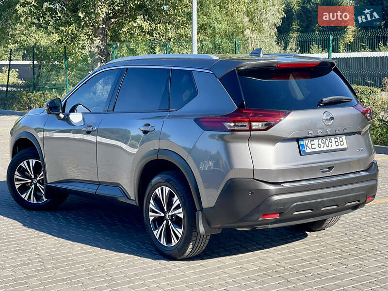 Внедорожник / Кроссовер Nissan Rogue 2020 в Каменском
