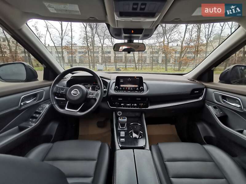 Внедорожник / Кроссовер Nissan Rogue 2021 в Киеве