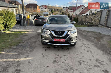 Позашляховик / Кросовер Nissan Rogue 2017 в Рівному